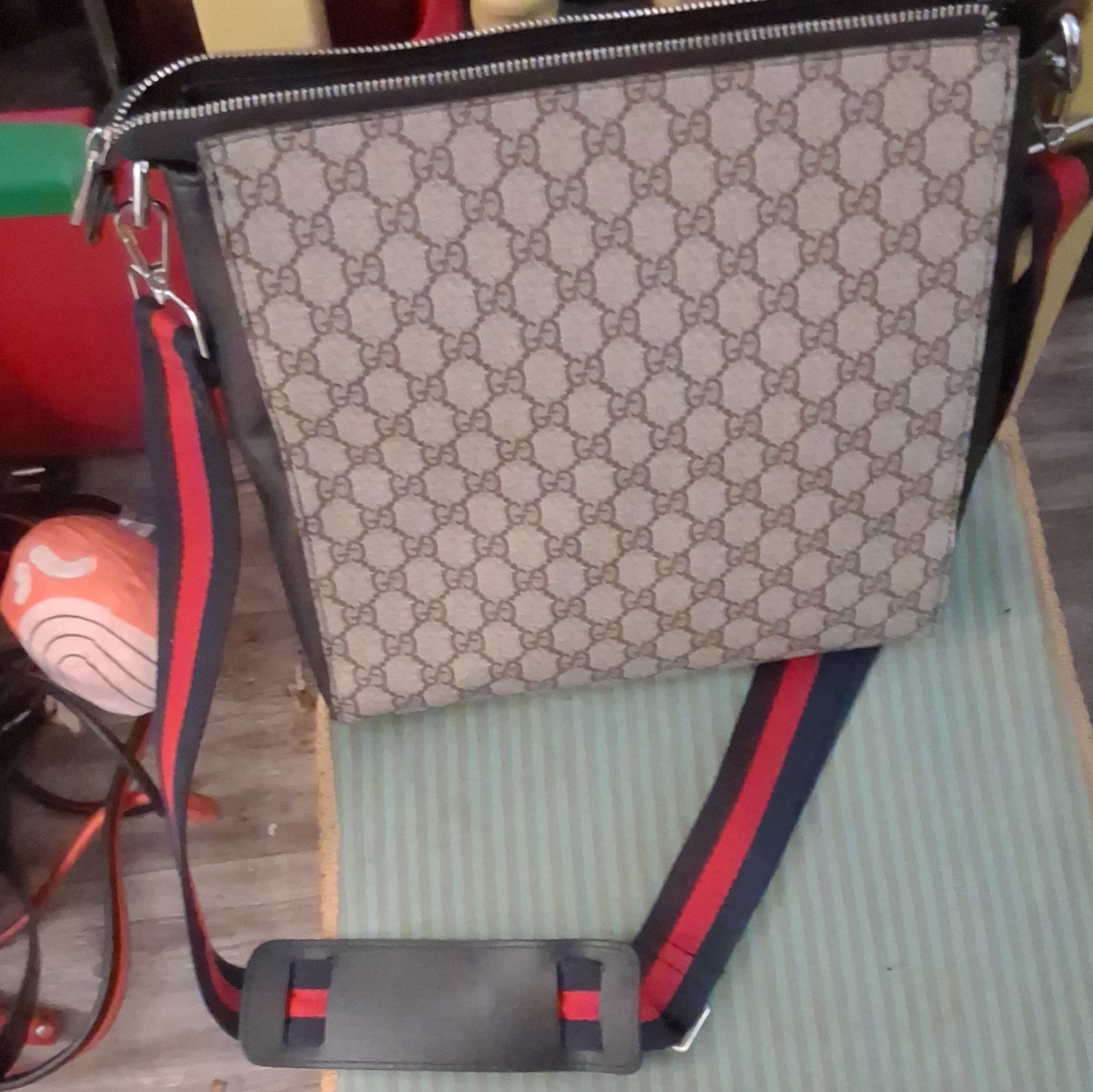 Gucci GG Pattern Tiger Patch Crossbody Messenger Bag Zip Closure