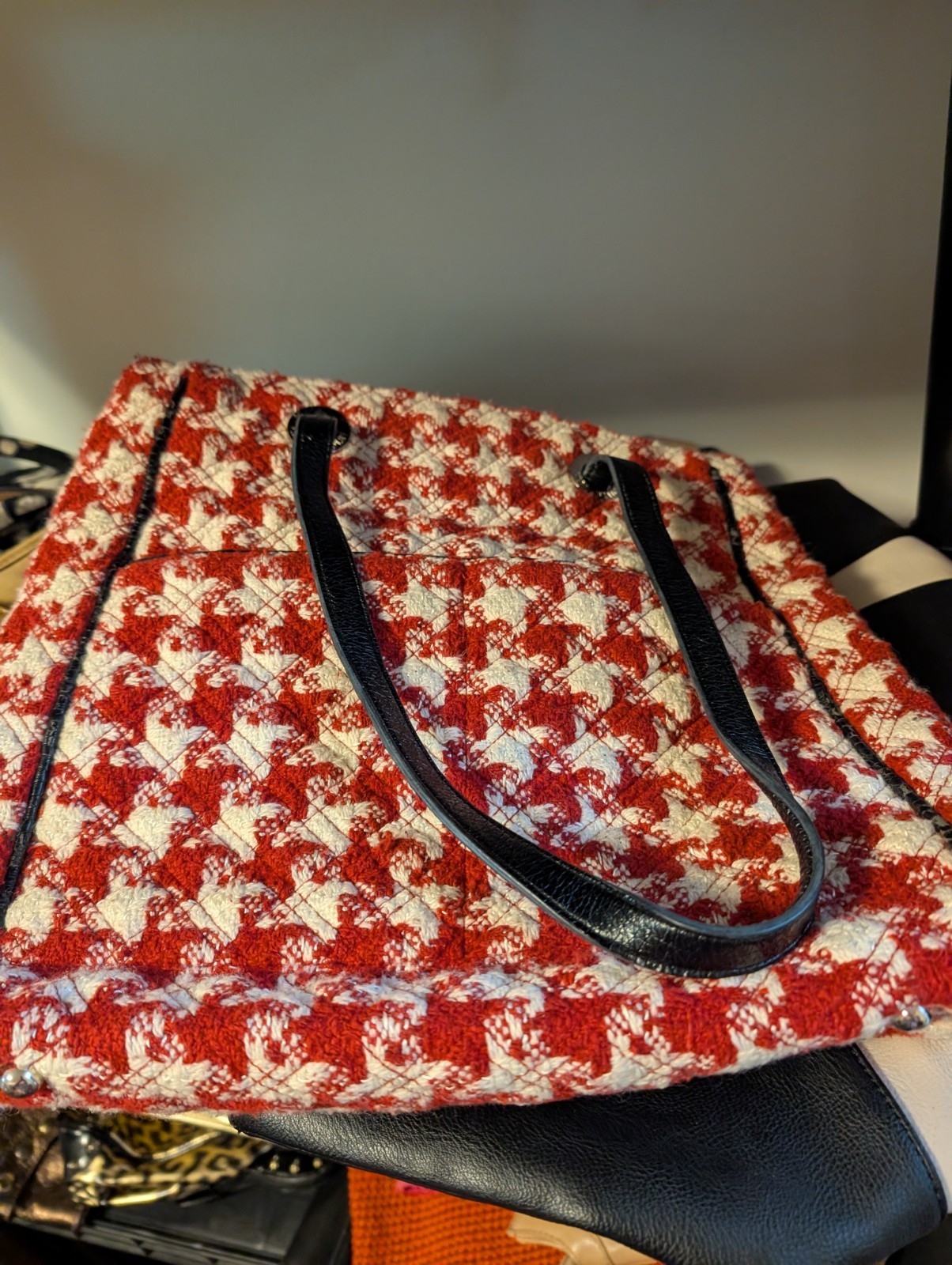 🤍Vera Bradley Houndstooth Tweed Burgundy & Cream Tote Patent Leather Floral Int
