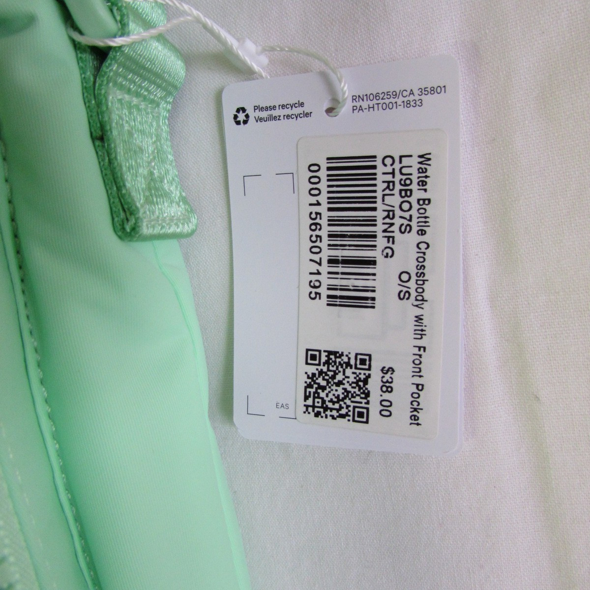 Lululemon Water Bottle Crossbody W/ Front Pocket 2L Citra Lime/Rainforest Green