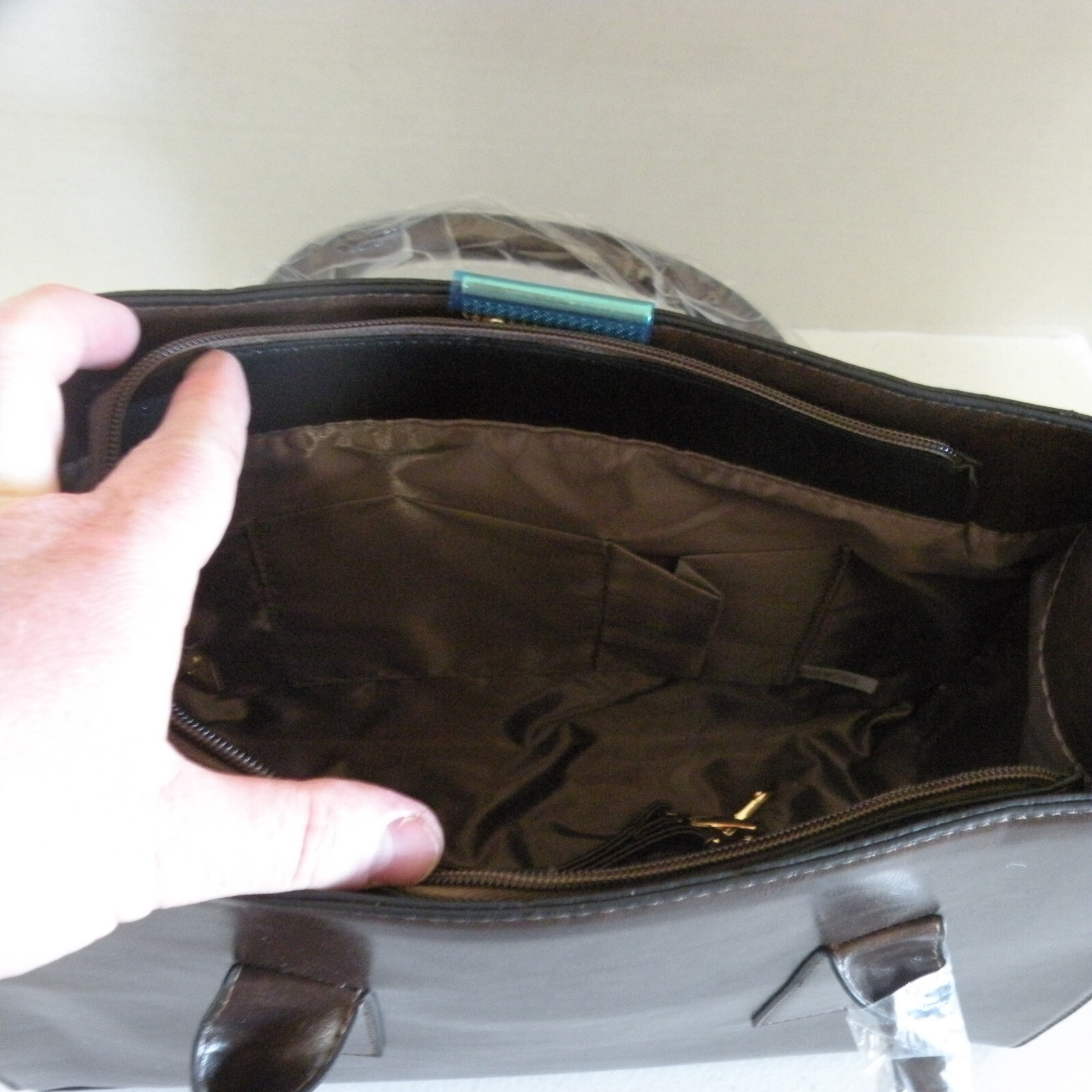 Dark Brown Leather Purse Handbag 13 in x 10 in x 5.5 in With Handles & Strap