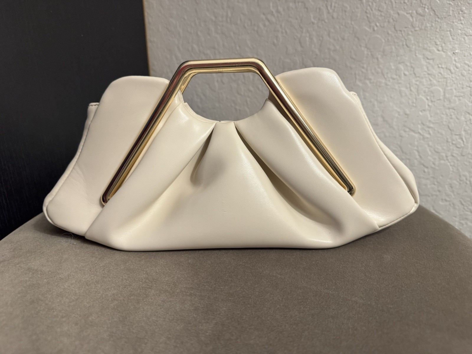 JW PEI CLUTCH