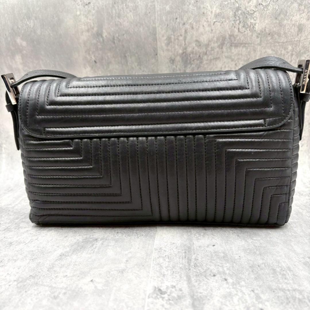 BALLY Quilted Bag Geometric Black Y2K 22a