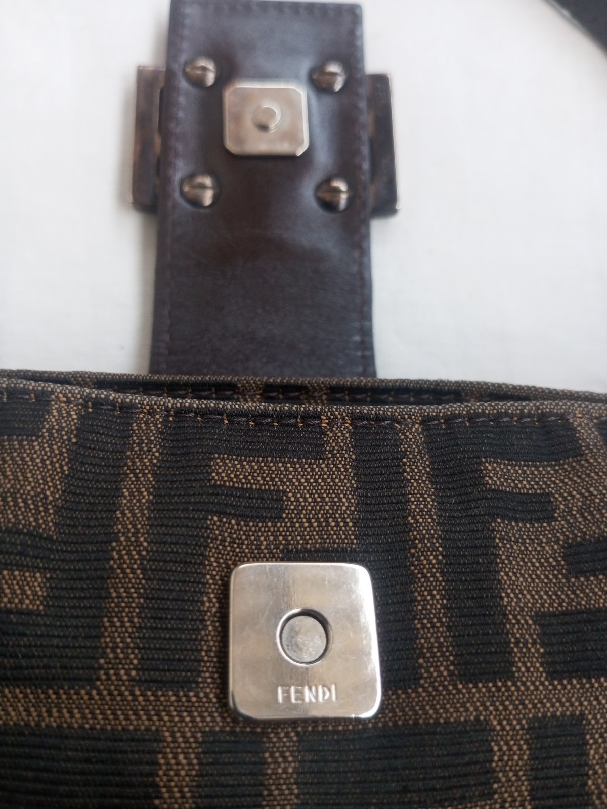 Vintage Fendi Zucca Canvas Baguette Crossbody Bag RARE – Included US Tariff