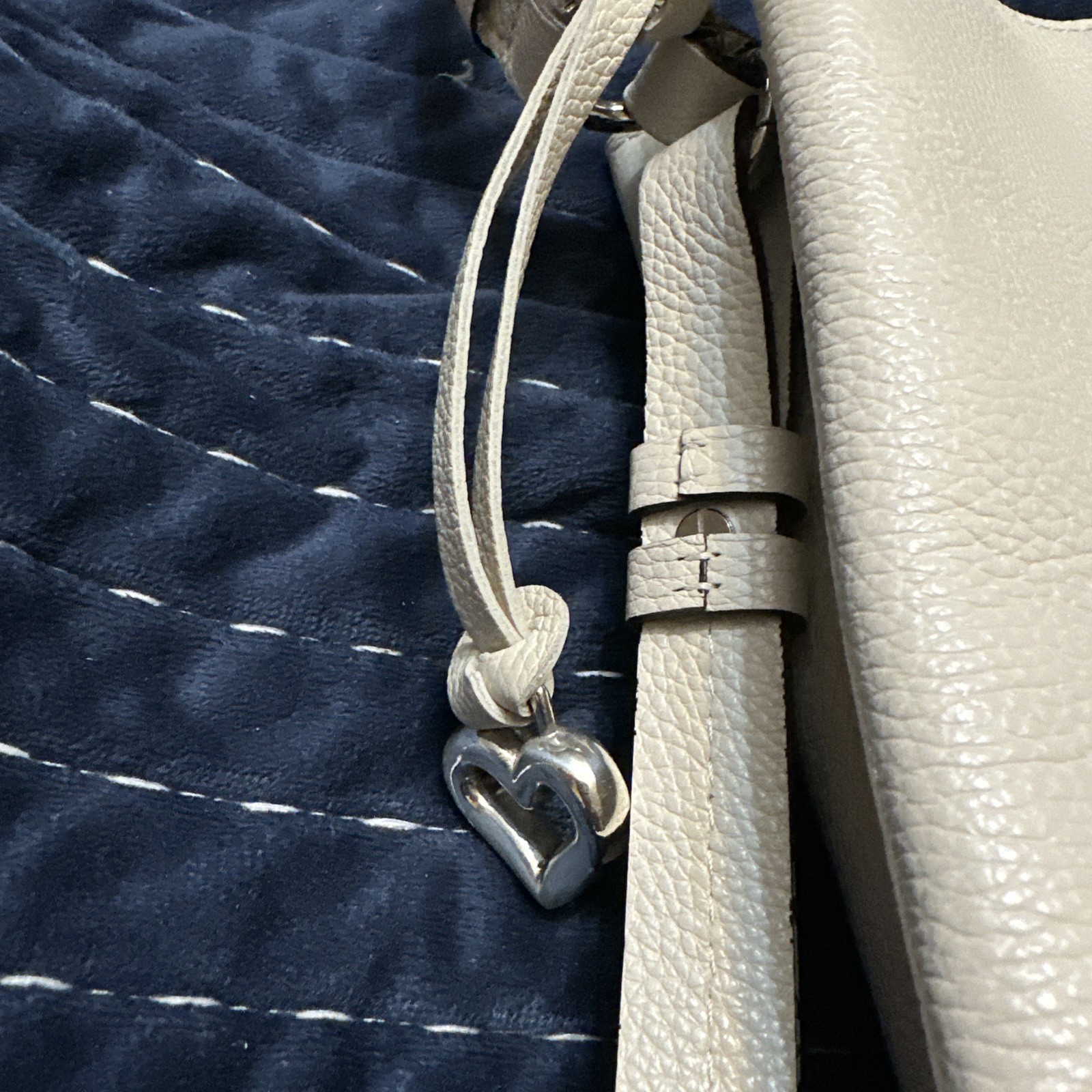 BRIGHTON FERRARA COLLECTION WHITE NOELLE BUCKET BAG CROSSBODY SHOULDER BAG $410