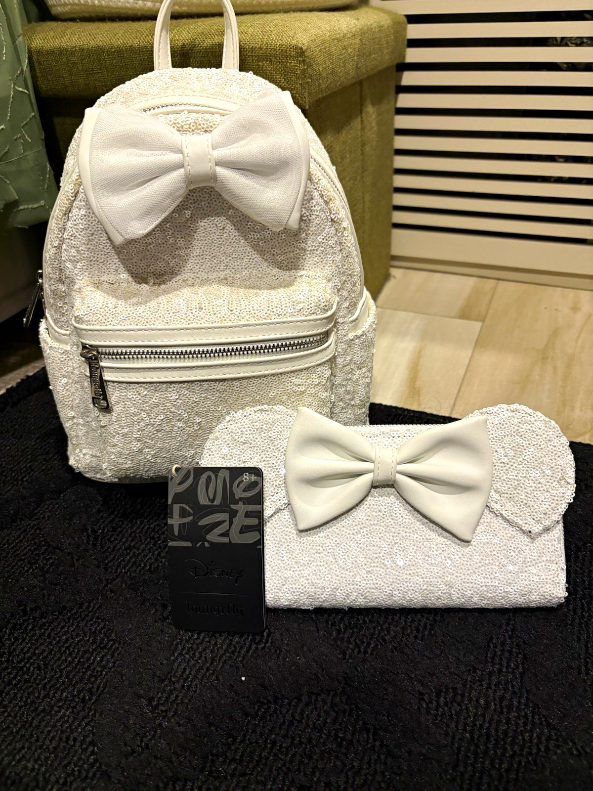 Loungefly Disney Minnie Mouse White Sequin Mini Backpack w/ Coin Purse Bow