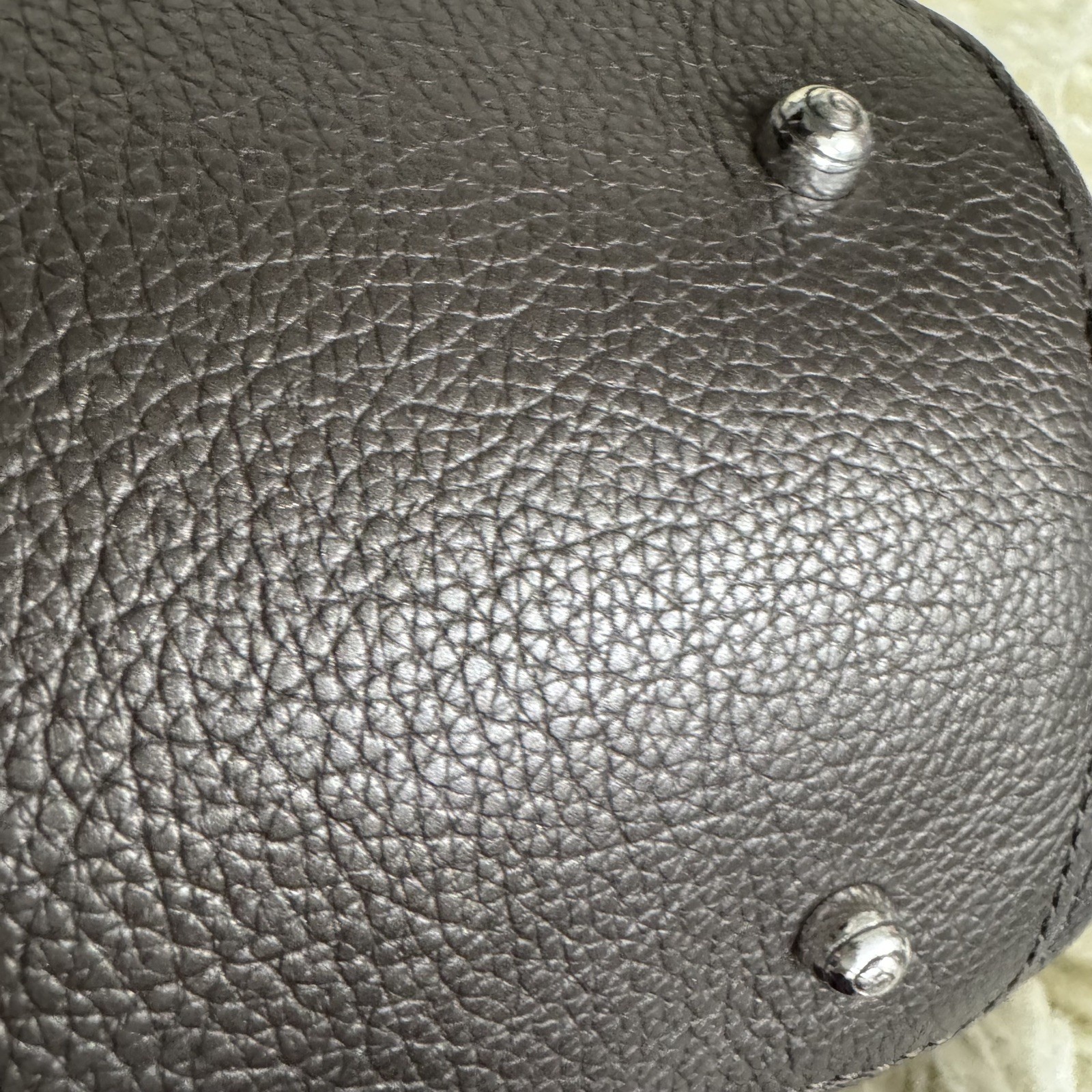 BRIGHTON FERRARA COLLECTION PEWTER GABRIELLA MEDALLION TASSELED TOTE PURSE
