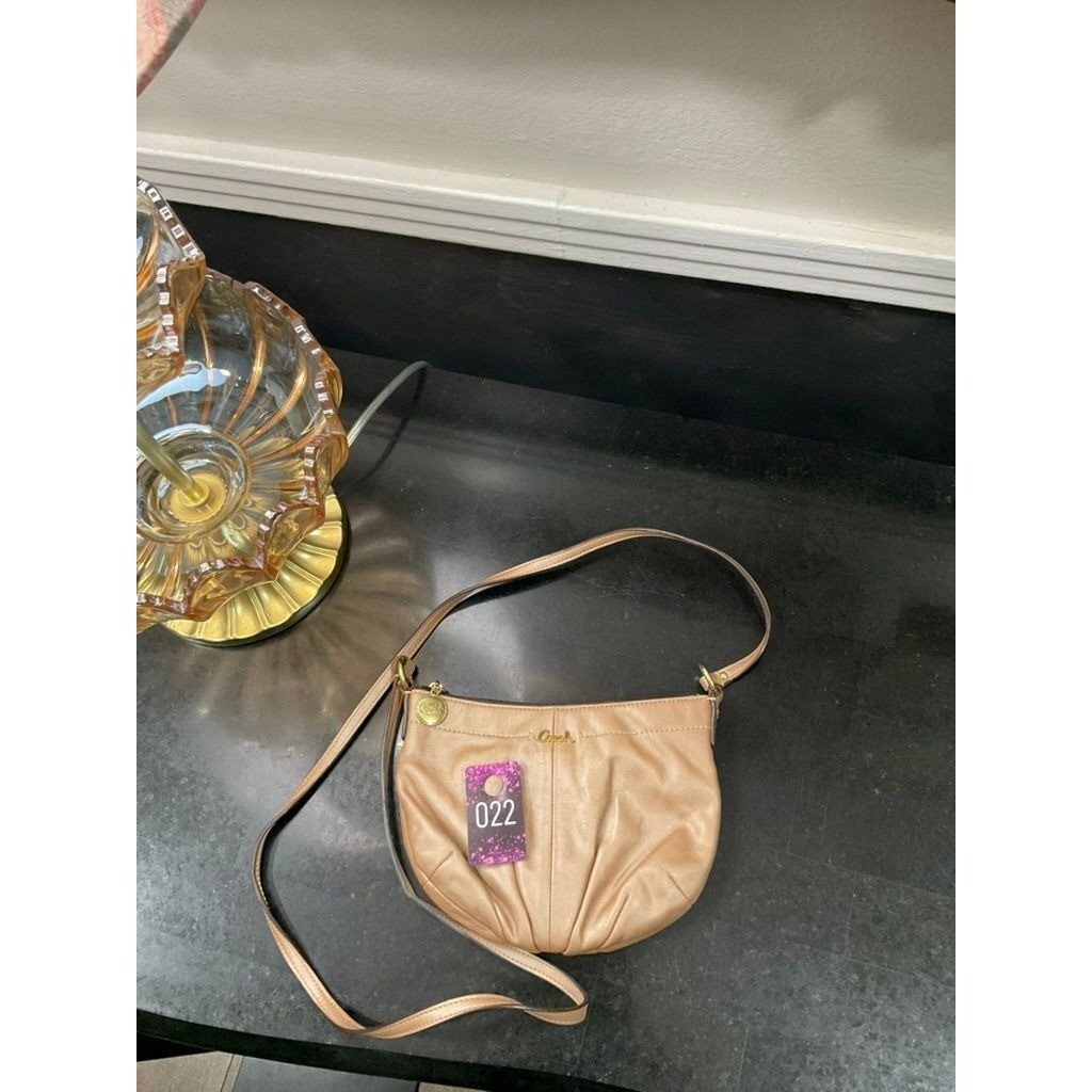 Coach Madison Shantung Pleated Crossbody Bag Beige Gold Leather Zip 44409