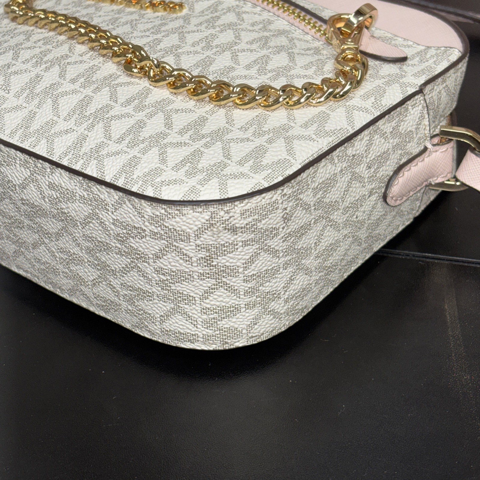 Michael Kors Jet Set East West Zip Chain Crossbody Bag