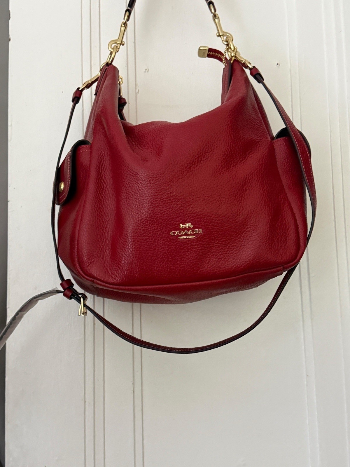 Coach Hobo bag pennie bag in Burgundy Pebbled Crescent