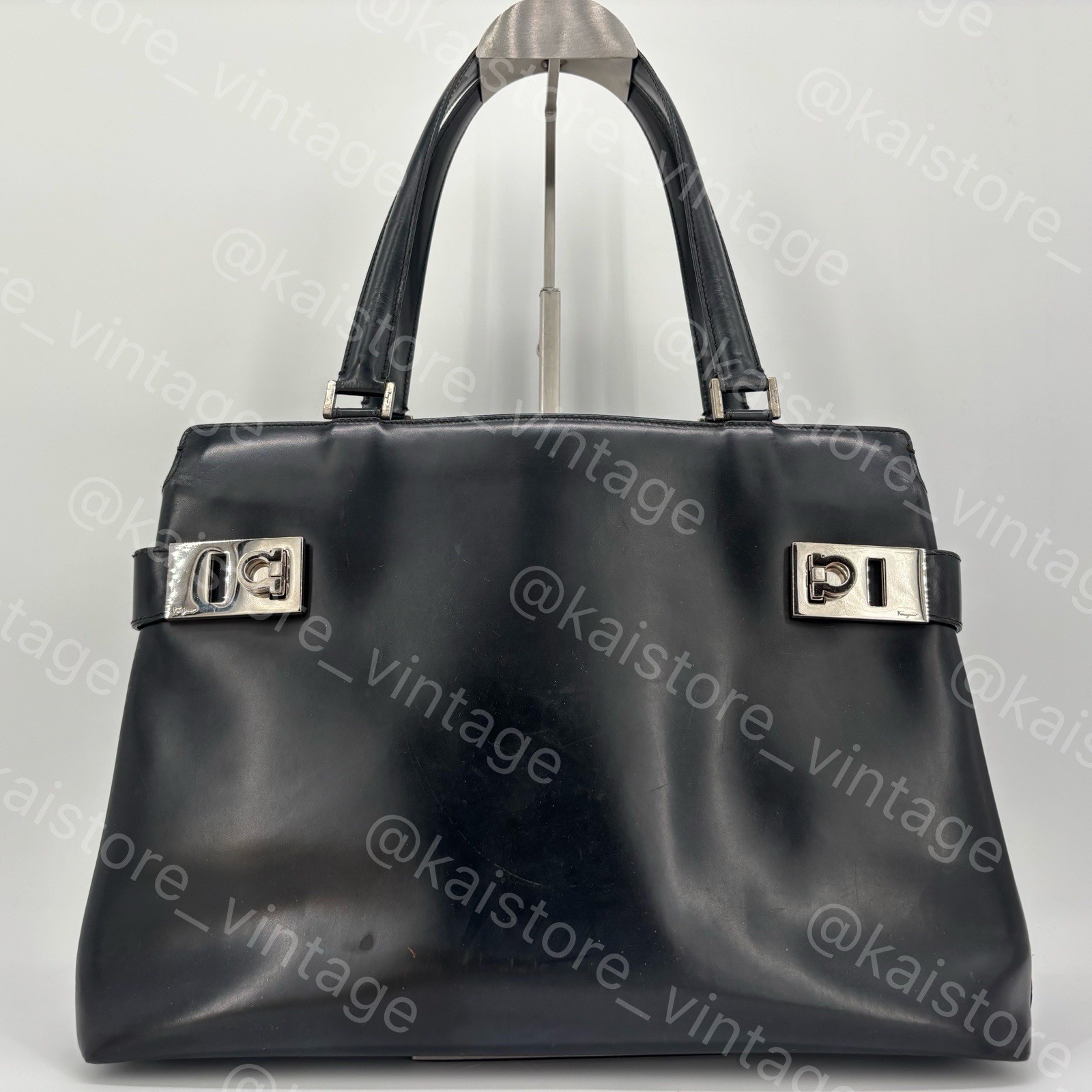 Ferragamo Gancini Black Leather Tote Handbag Silver Hardware Worn No Strap Japan
