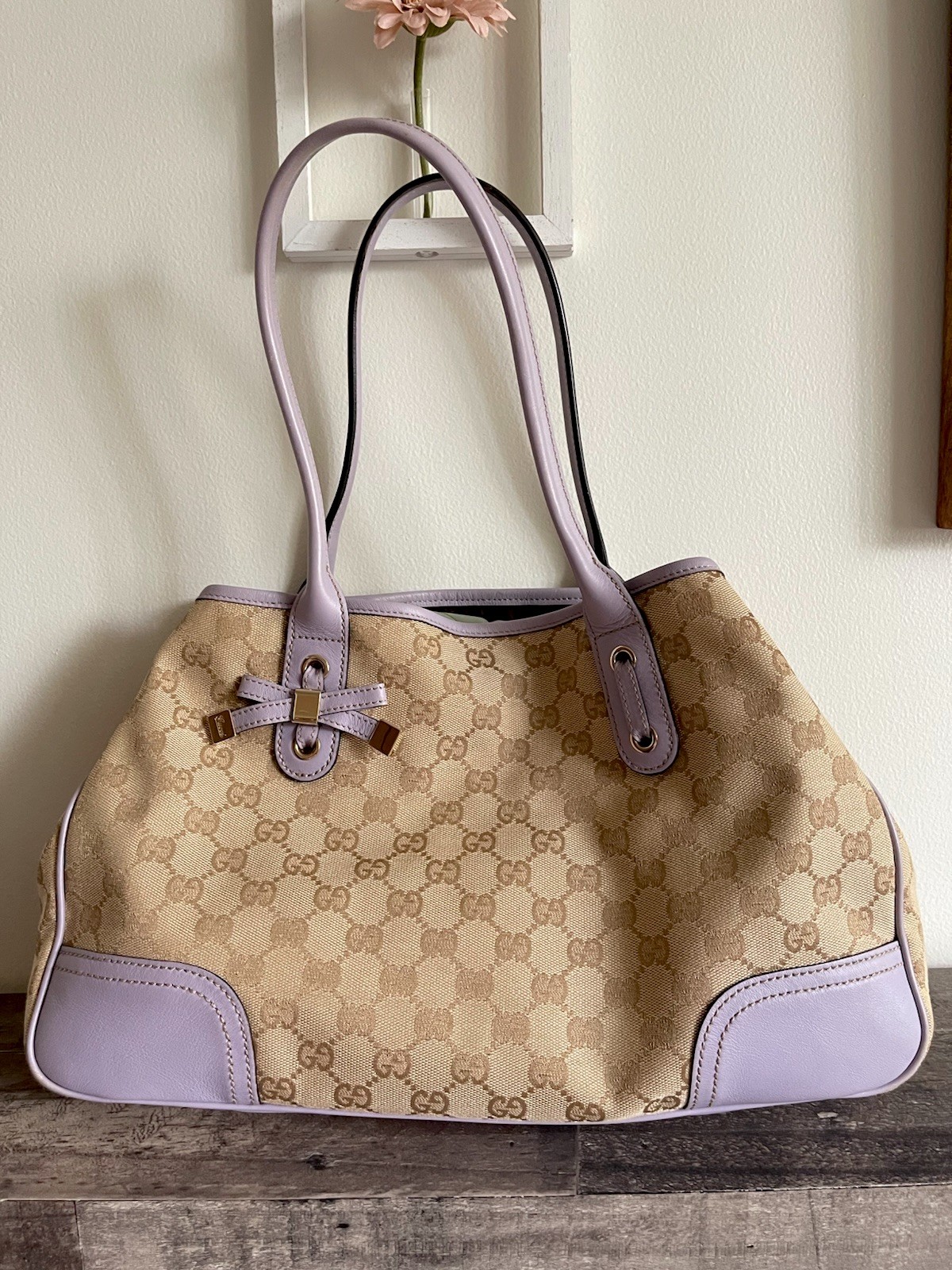 Gucci GG Supreme Canvas Princy Tote with Lilac leather trim and bow