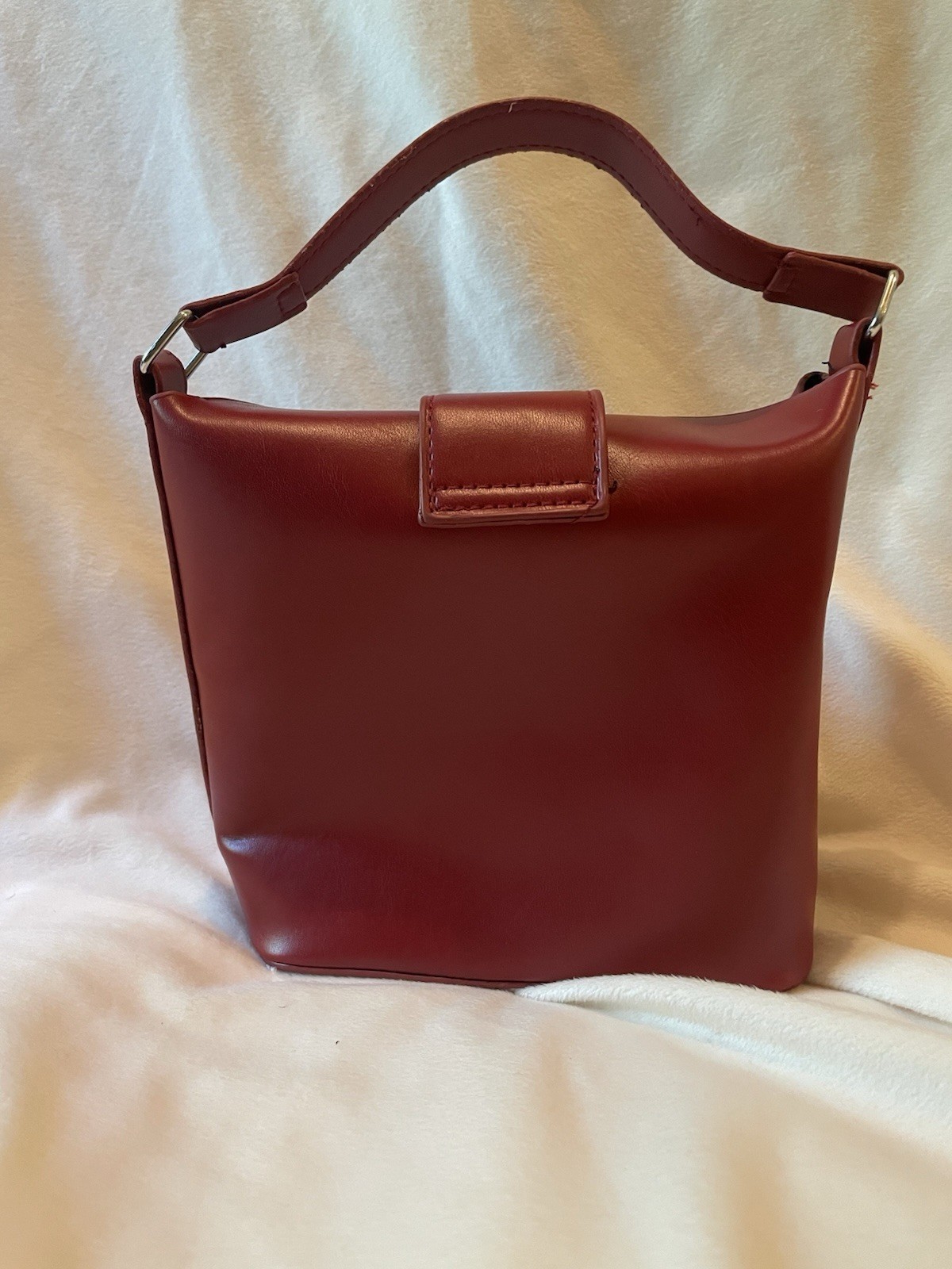 Small Burgundy Bucket Bag Top Handle Magnetic, Detachable Strap, Silver Bow