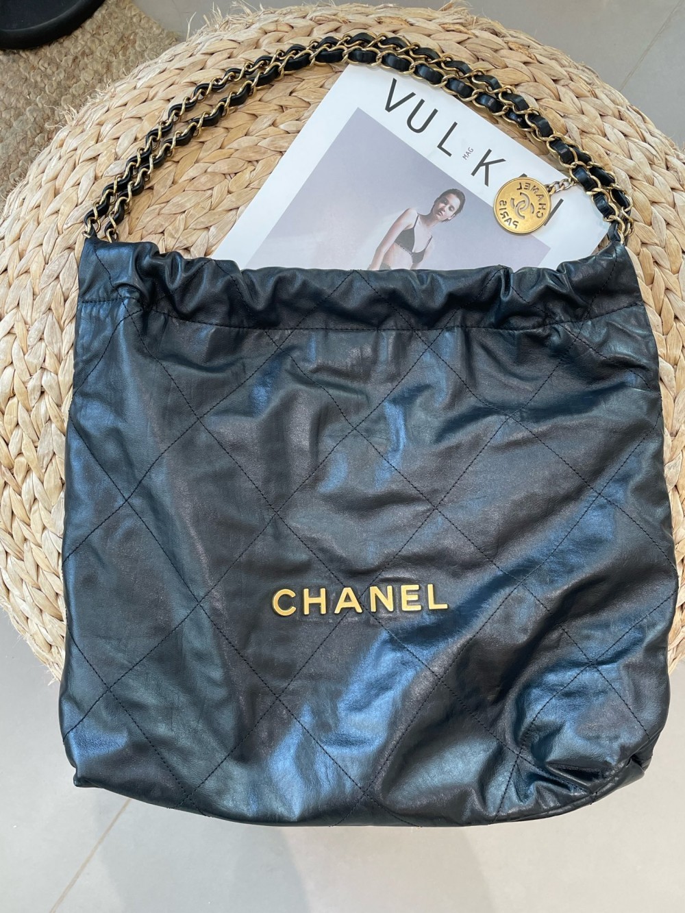 CELINE 22 Bag aged calfskin metal & leather interwoven chain handbags black L