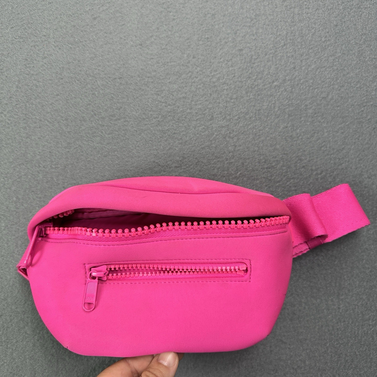 Dagne Dover Ace Neoprene Belt Bag Fanny Pack Bright Hottest Pink Rare