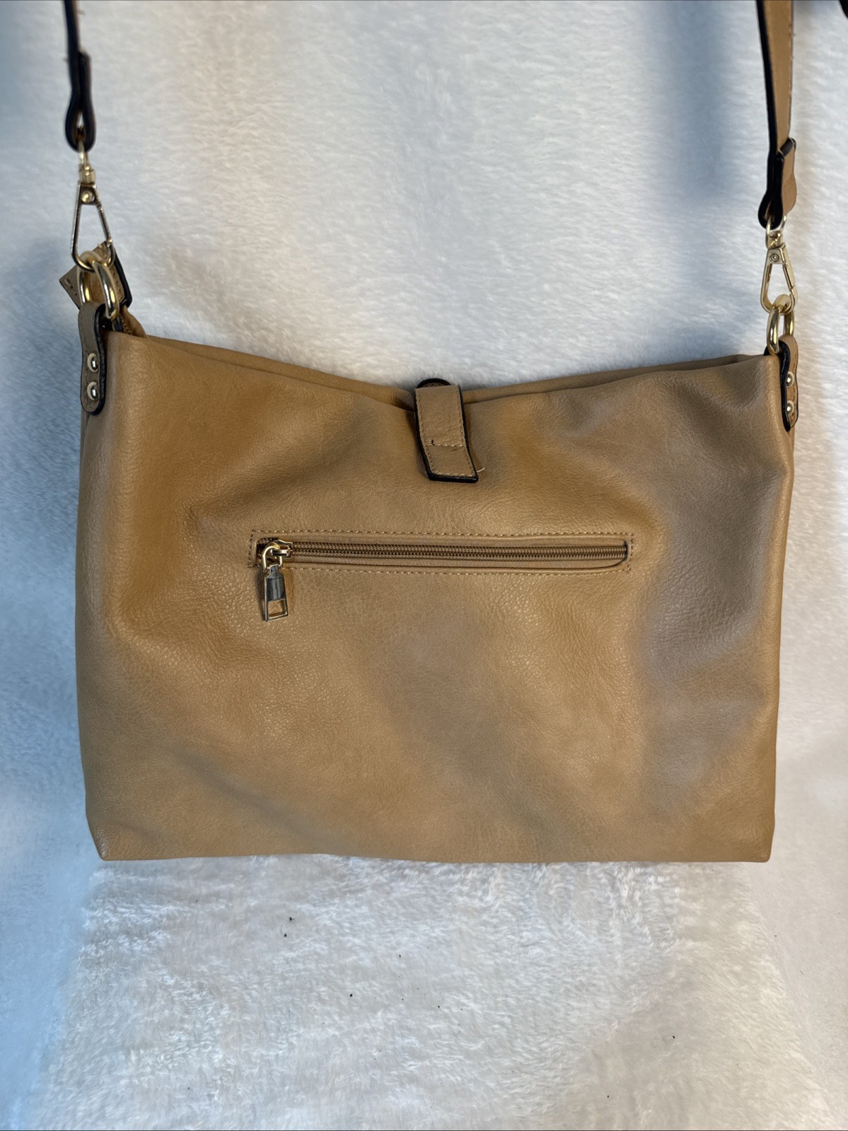 Coco+Carmen Vegan leather bag with gold brads and tassle – cross body