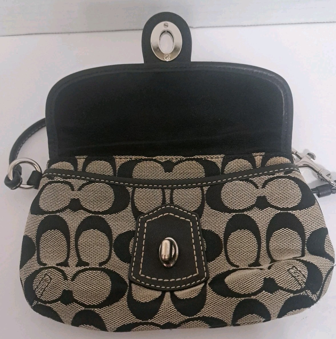 COACH Signature Legacy Jacquard Turnlock Wristlet Clutch