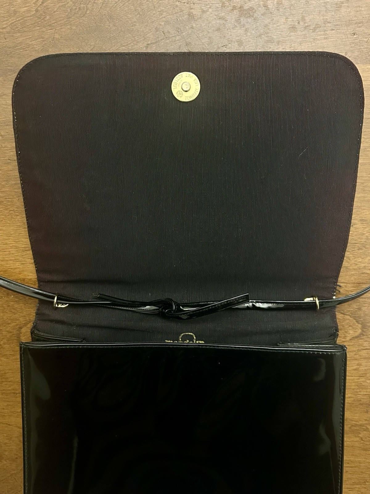 Margolin Black Patent Leather Pleated Flap Shoulder Bag Vintage 80s Art Deco Era