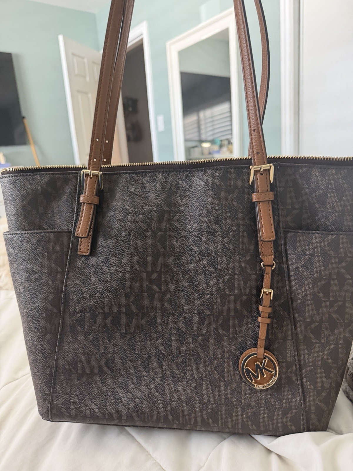 Michael Kors Brown Monogram Large Zip Tote & Zip-Around Wallet Set, Pockets