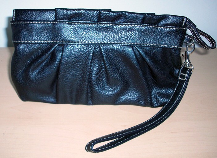 VAN HEUSEN Black Faux Leather Wristlet Small Handbag Mini Purse Detachable Strap