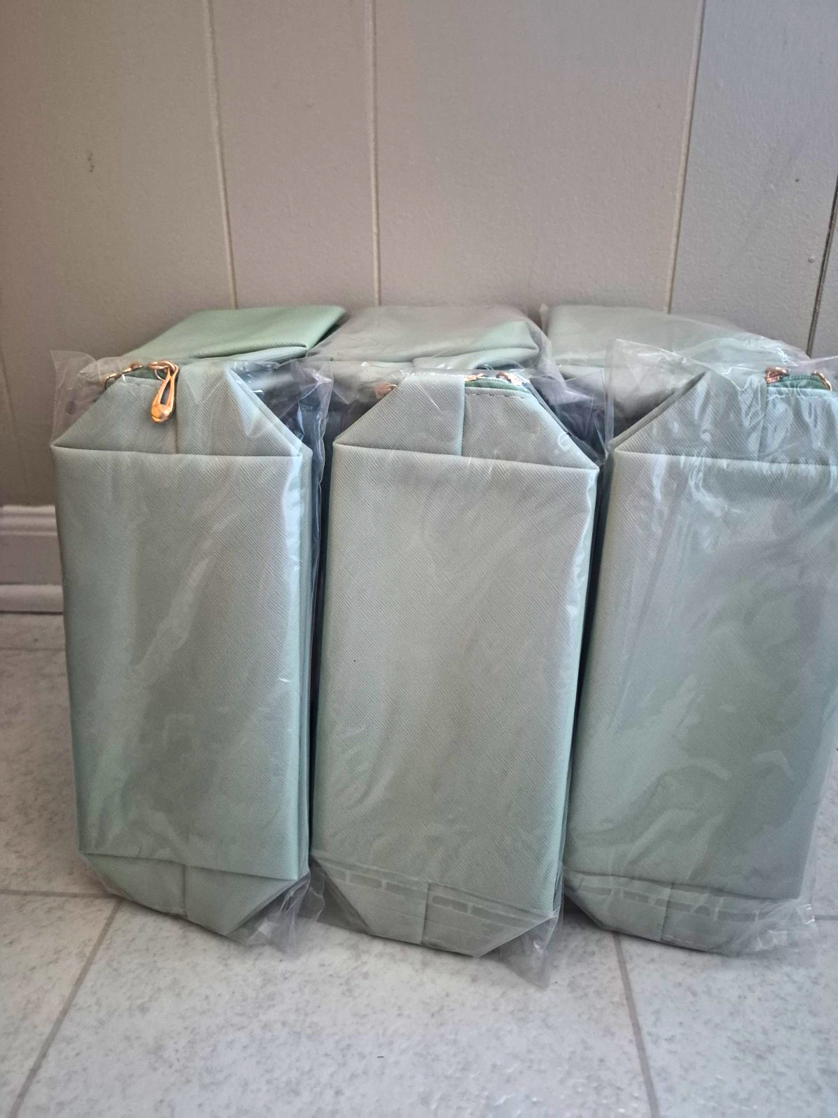 6pc Green Bridesmaid Proposal Cosmetic Cases