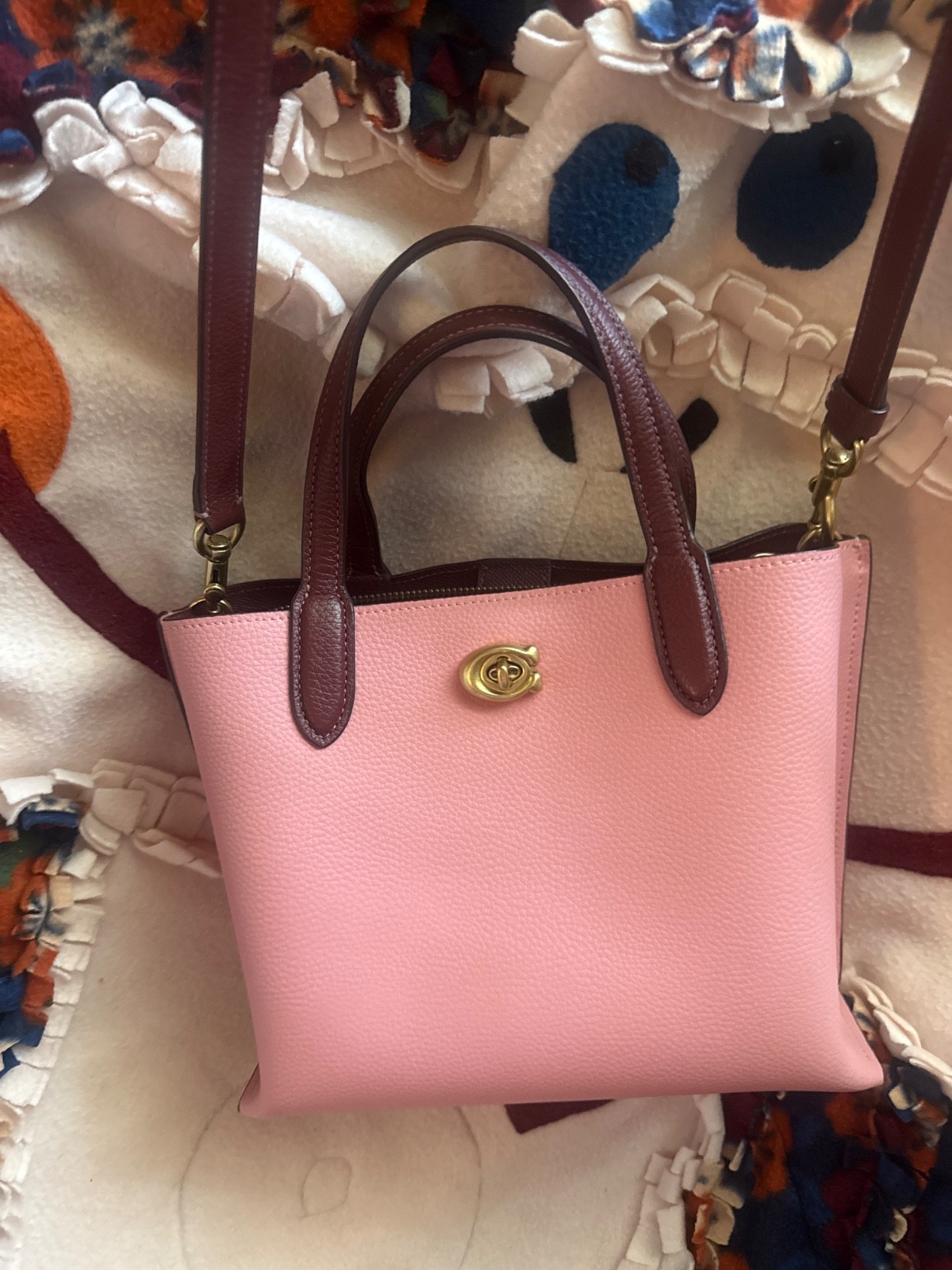 Coach Willow Women’s Leather Tote Bag (Mauve/Candy pink – Brass/Candy Pink Multi