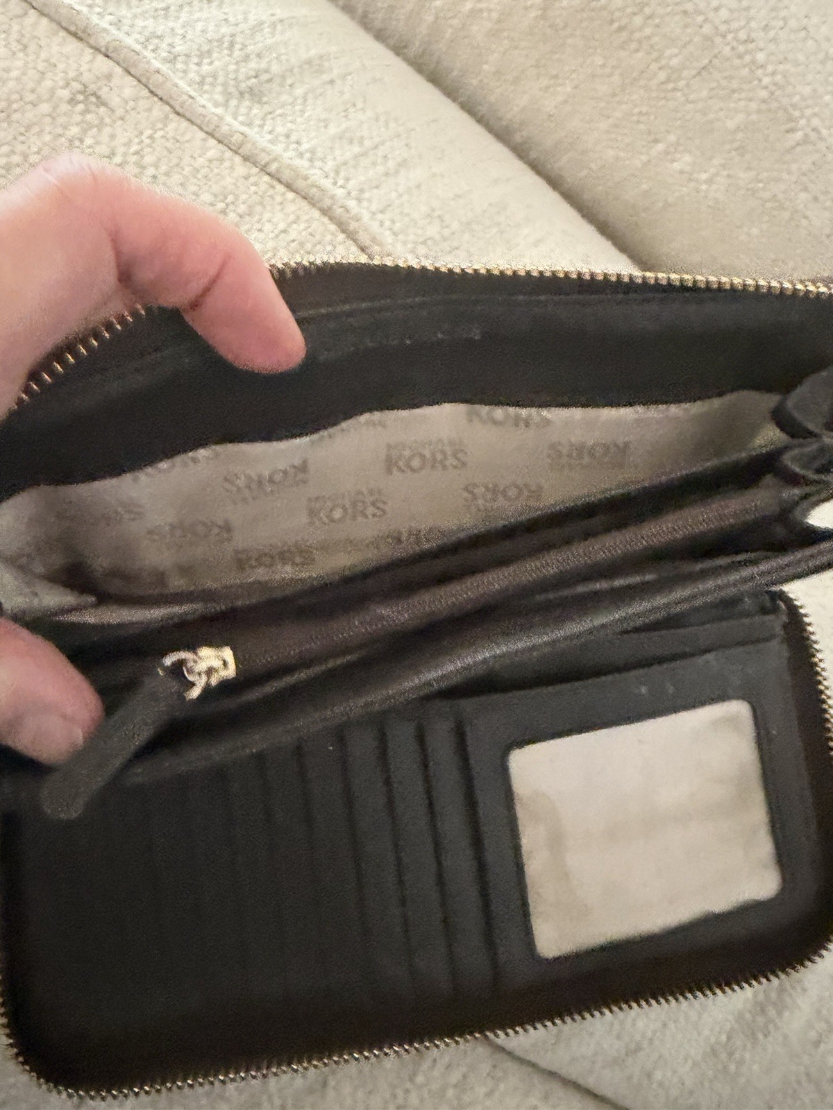 Michael Kors Brown Monogram Large Zip Tote & Zip-Around Wallet Set, Pockets