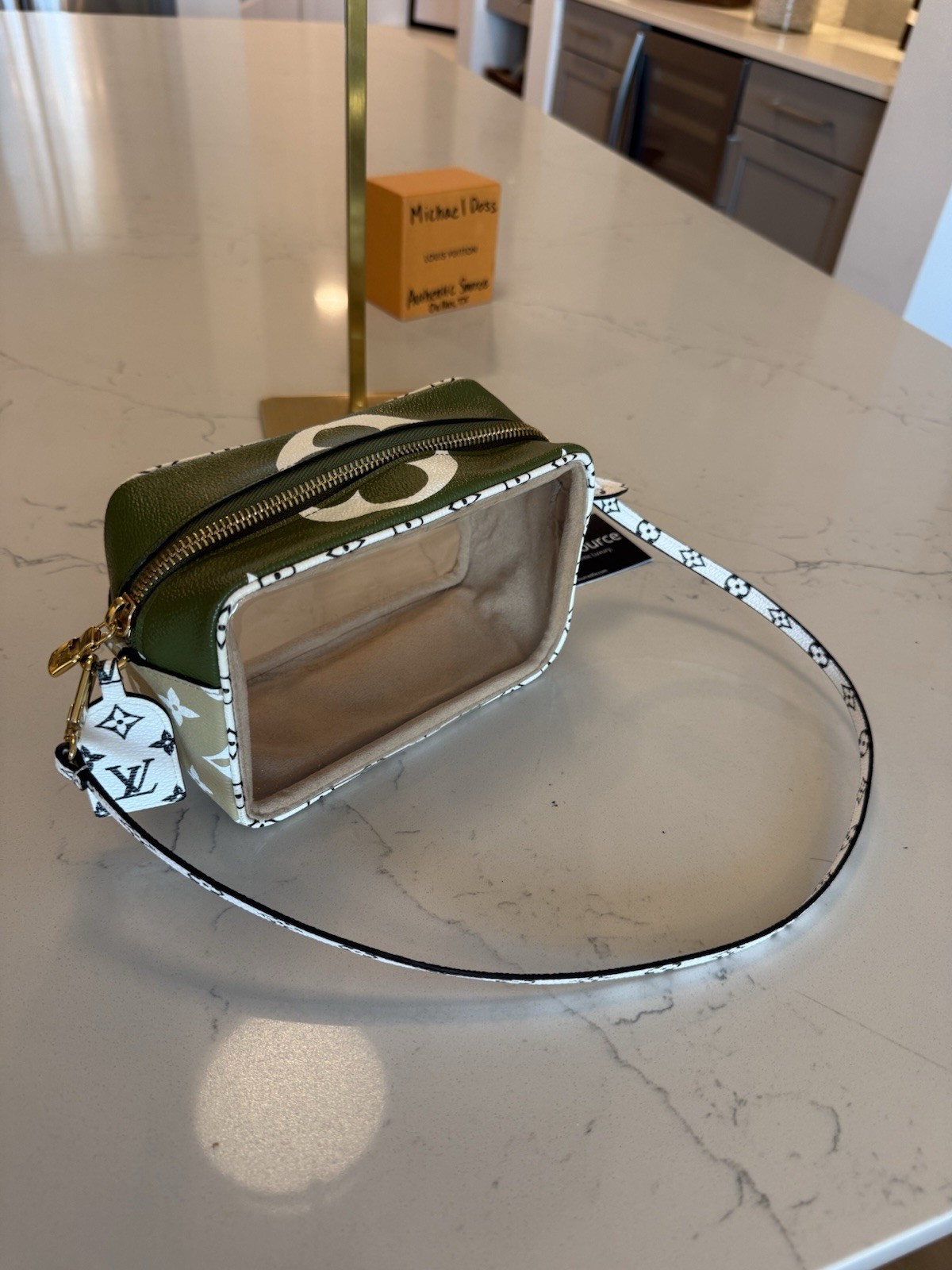Louis Vuitton Beach Pouch Giant Khaki Monogram Rare Clear Stadium Bag Limited