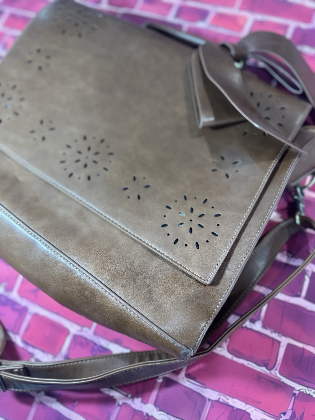Women’s Briefcase Vegan Leather Laptop Bag for Work Shoulder 14.5 inch L-brown