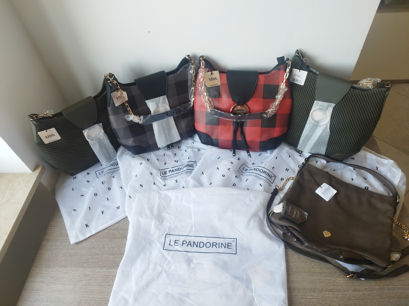 Le Pandorine Bag New with Tag