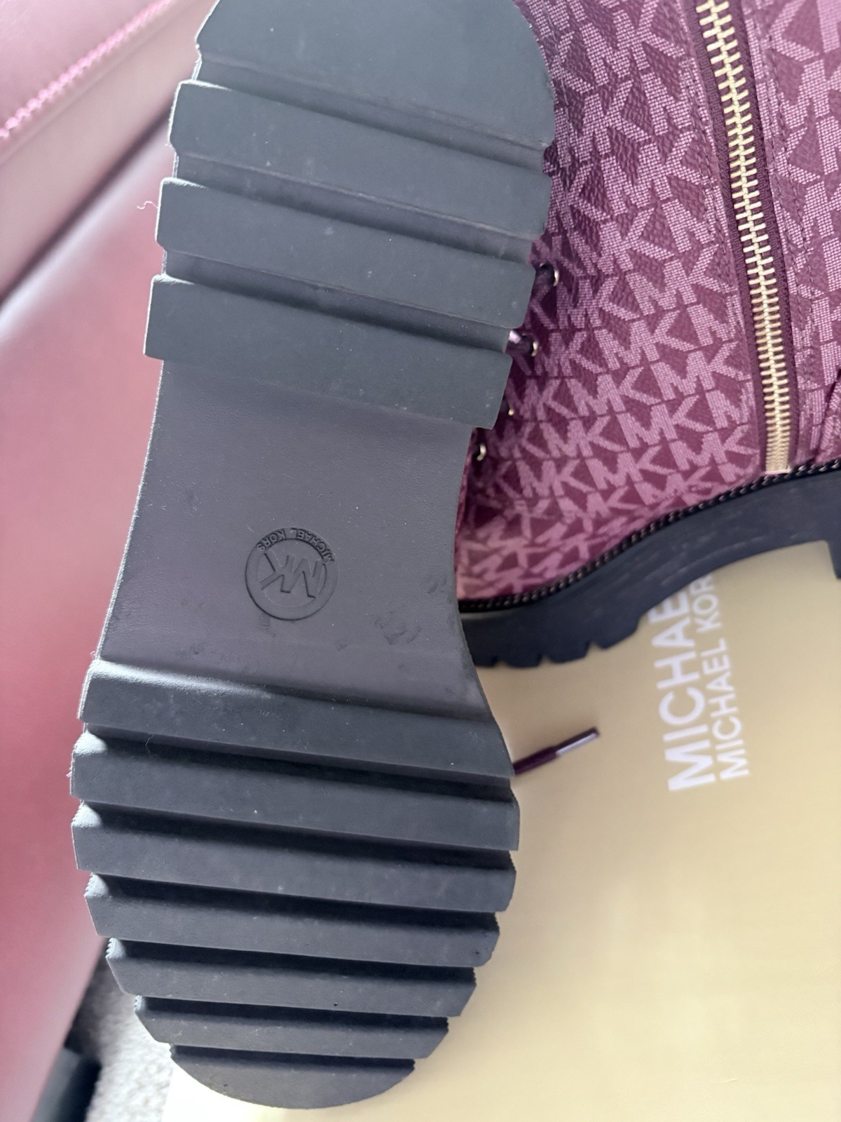Michael Kors Purple Logo Crossbody Bag Gold Chain Hardware Turn Lock Detach