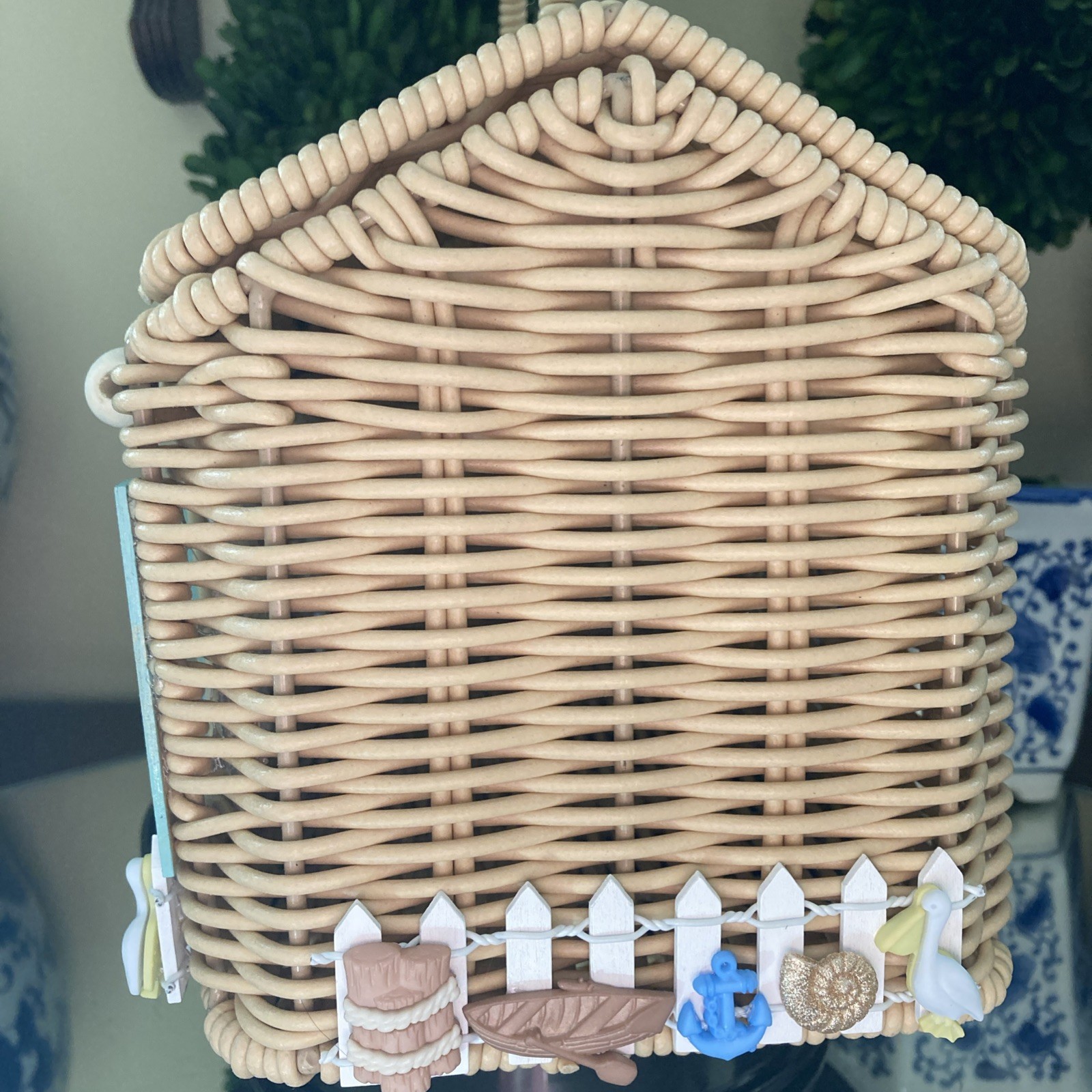 Vacation Wicker Cottage Purses