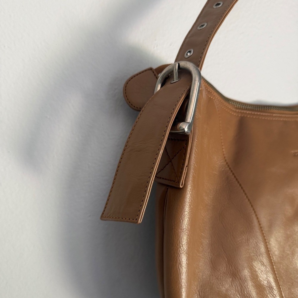 Y2K BCBGMAXAZRIA Tan Leather Grommet Hobo Bag Adjustable Shoulder Strap Brown