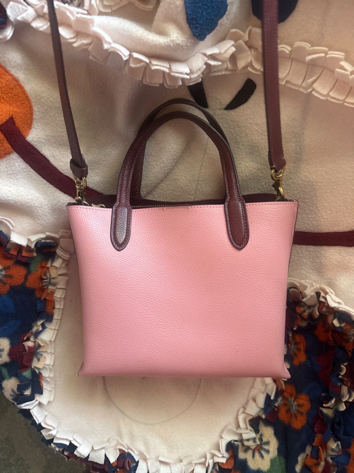 Coach Willow Women’s Leather Tote Bag (Mauve/Candy pink – Brass/Candy Pink Multi