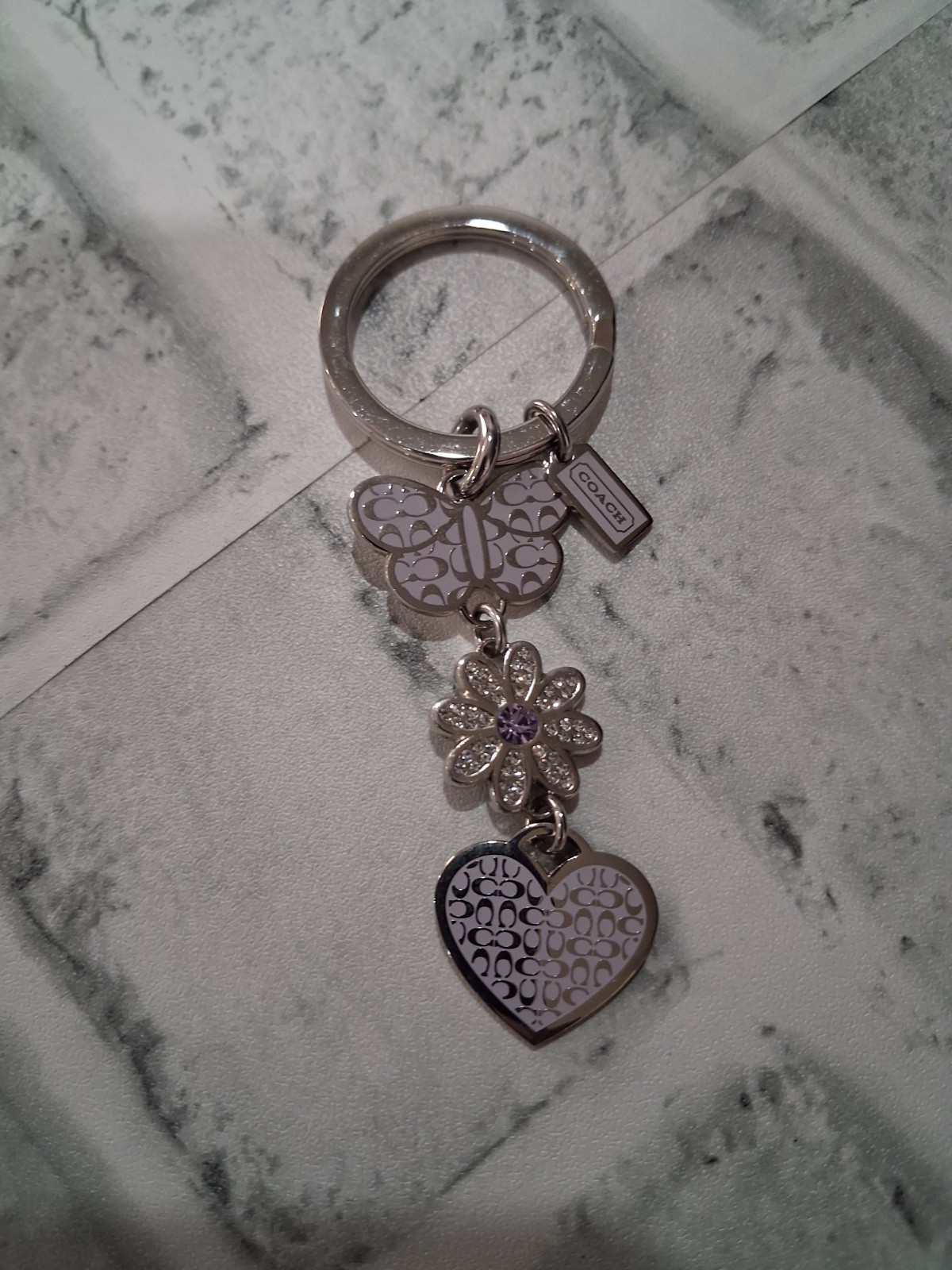 Vintage Coach Daisy Lavender Butterfly Heart Flower Key Chain – New W/O Tags