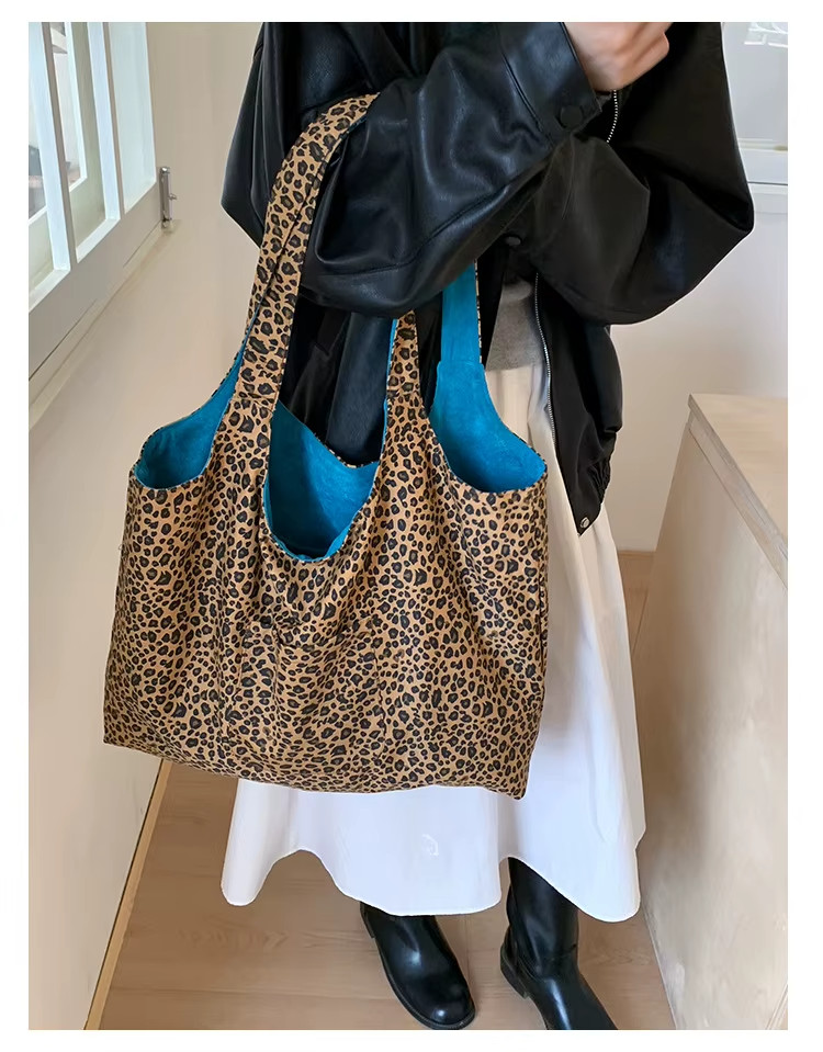 Women’s Leopard Print Canvas Shoulder Tote Bag Double-Sided Retro Contrast Color