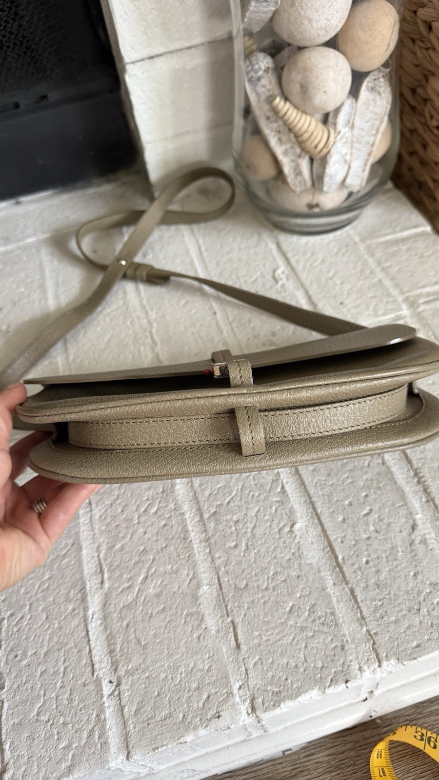 Bally Y2K Taupe Pebbled Leather Crossbody Bag Minimalist Shoulder Purse