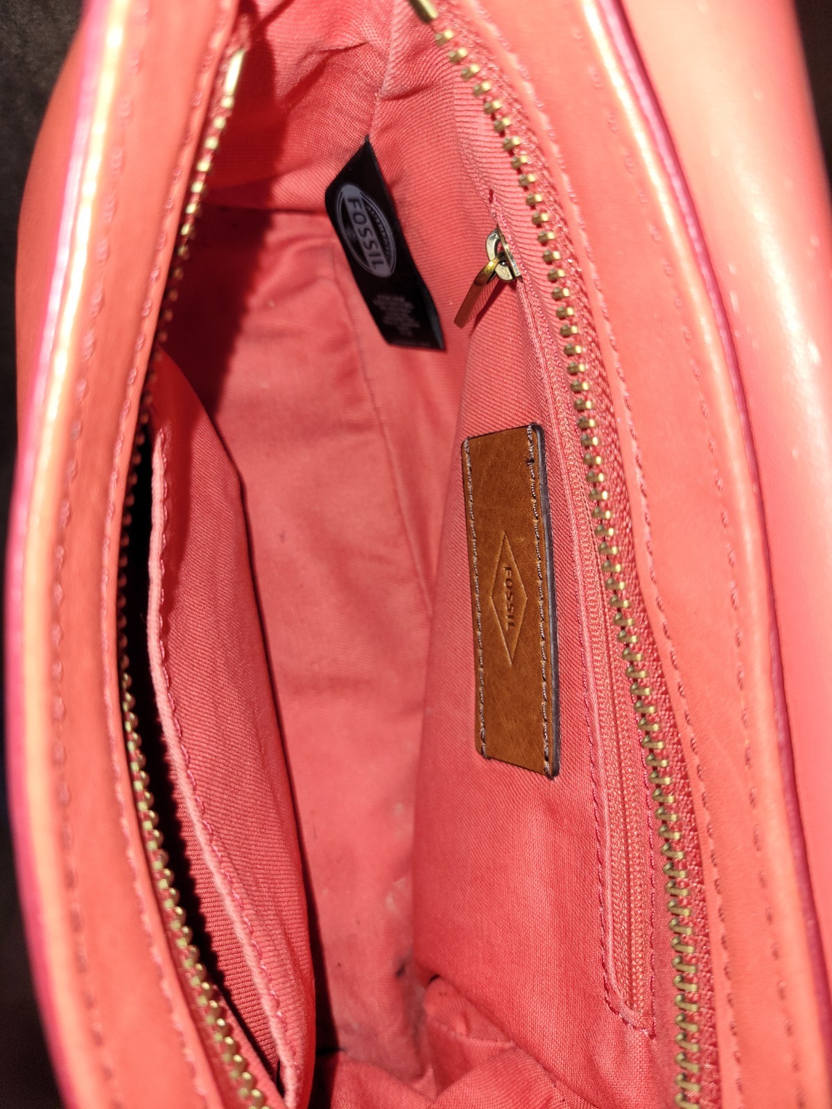 Fossil Harper Womens Cow Hide Leather Flap Cross Body Shoulder Bag Purse Red