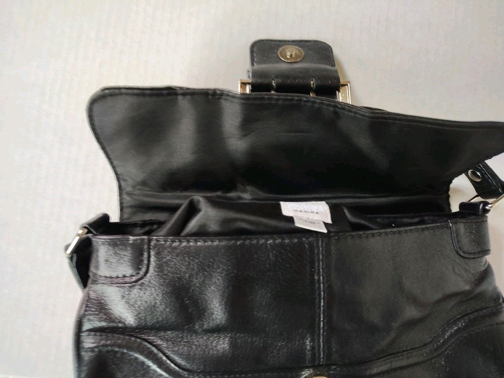 WILSONS LEATHER Maxima Black Leather Handbag Small Chic Vintage Purse