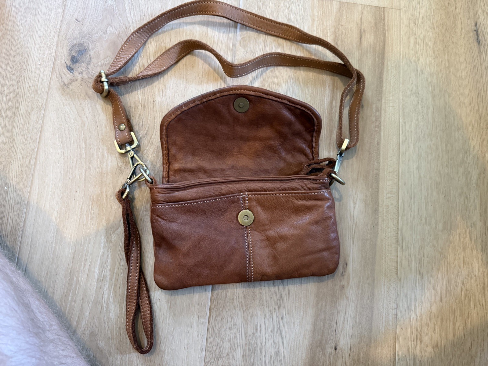 Lusher Italy Brown Woven Leather Crossbody Shoulder Bag Braided Flap Purse