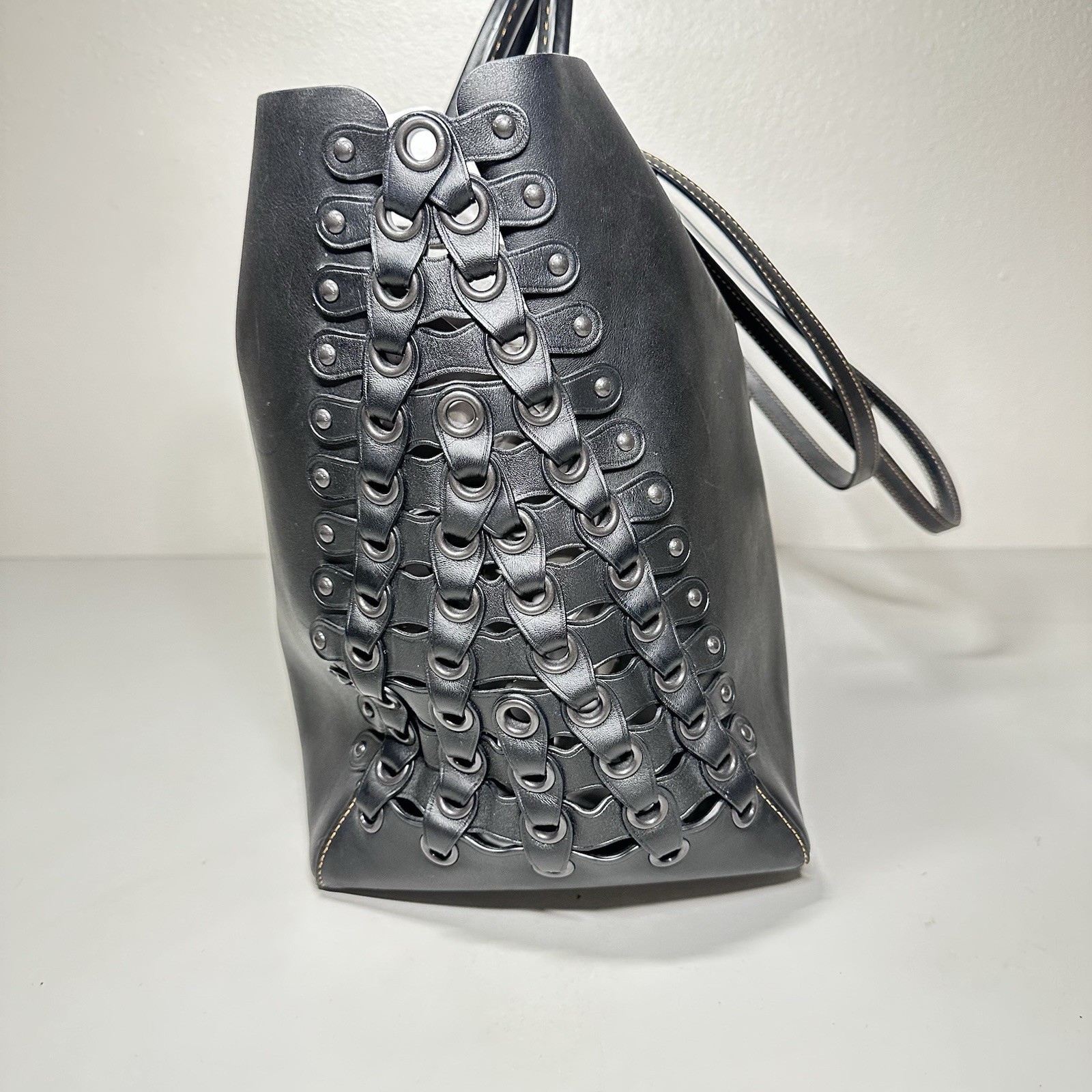 Ltd Ed COACH 1941 Rogue Tote w/ Black on Black Link Detail/ Glovetanned Leather