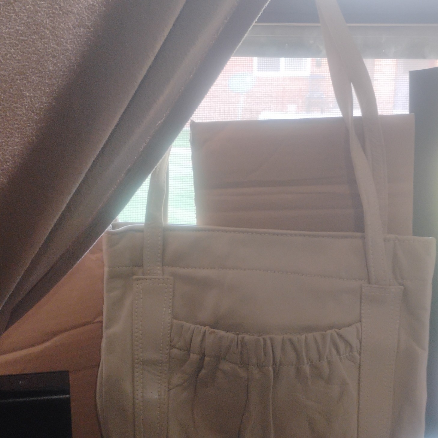 Women’s Beige Solid Tote Shoulder Bag w/ Outer Pocket Stitching Rectangle