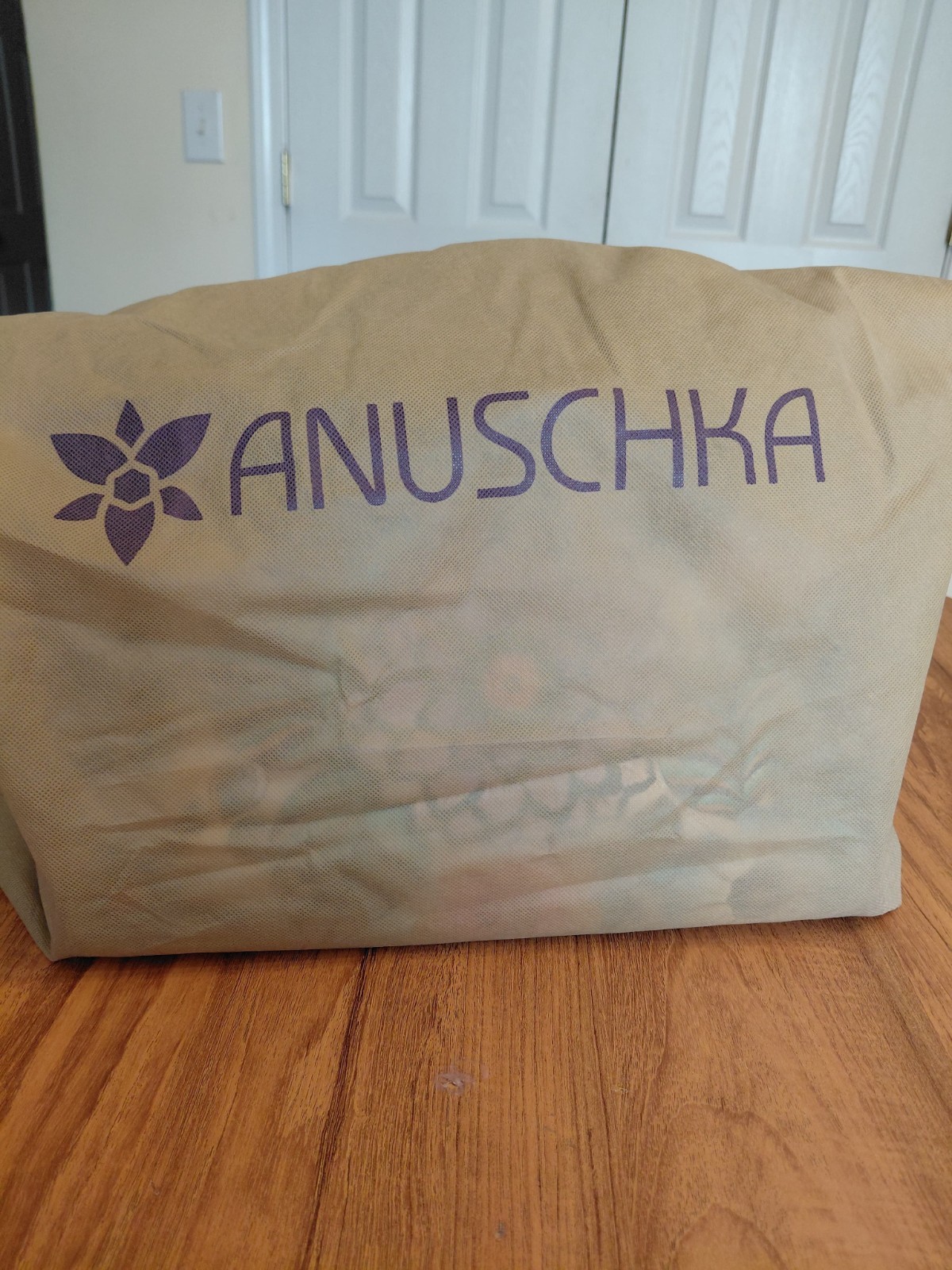 Anuschka Hand-Painted Floral Satchel Zip Top Top Handle Blue/Purple Det Strap