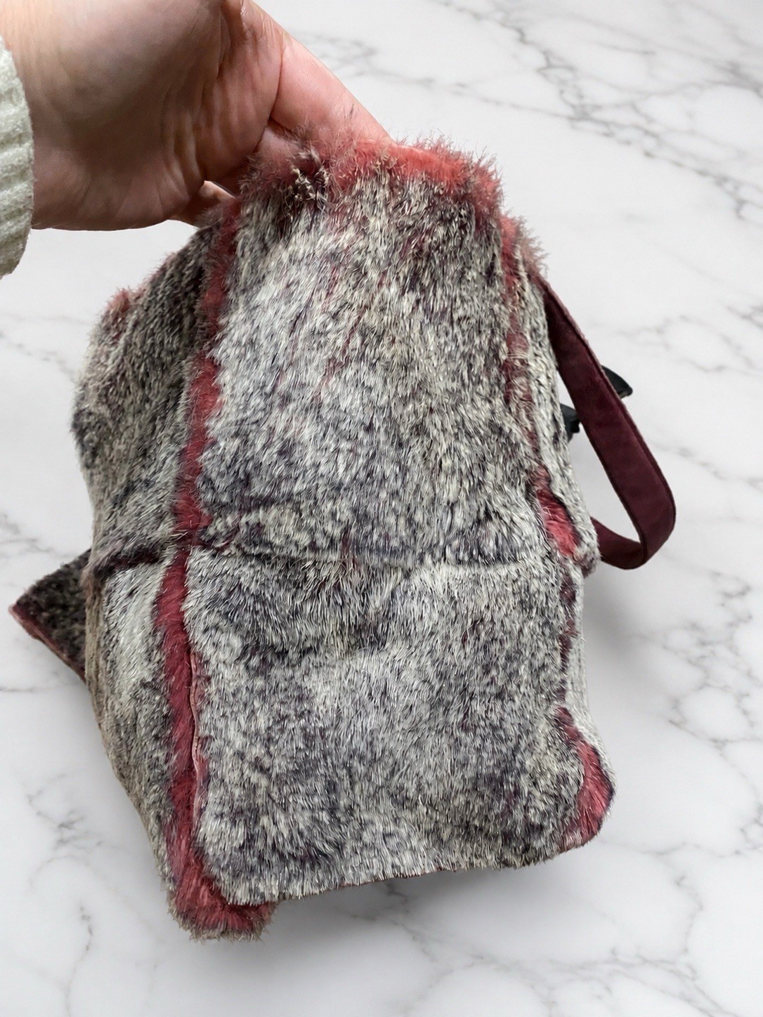 Rare CHANEL Rabbit Fur Tote Bag, Burgundy Suede Double Handles, Pouch and authen