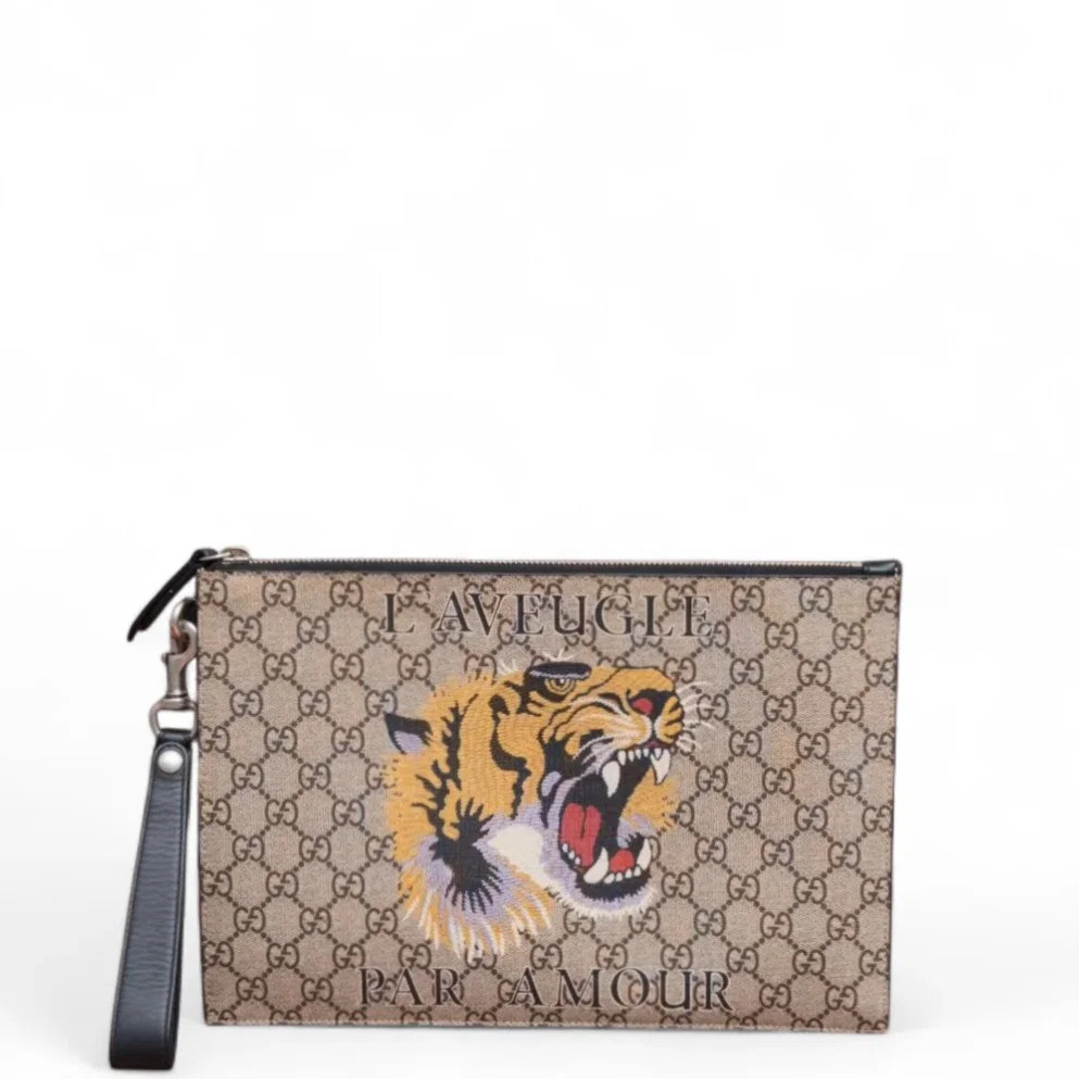 Gucci Bengal Blind For Love Wristlet Pouch Gg Supreme Monogram (zz071426k4r)