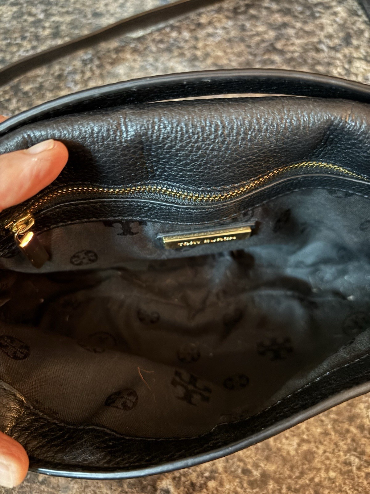 Tory Burch Black Reva Logo Small Crescent Crossbody Bag Gold Hardware Magnetic