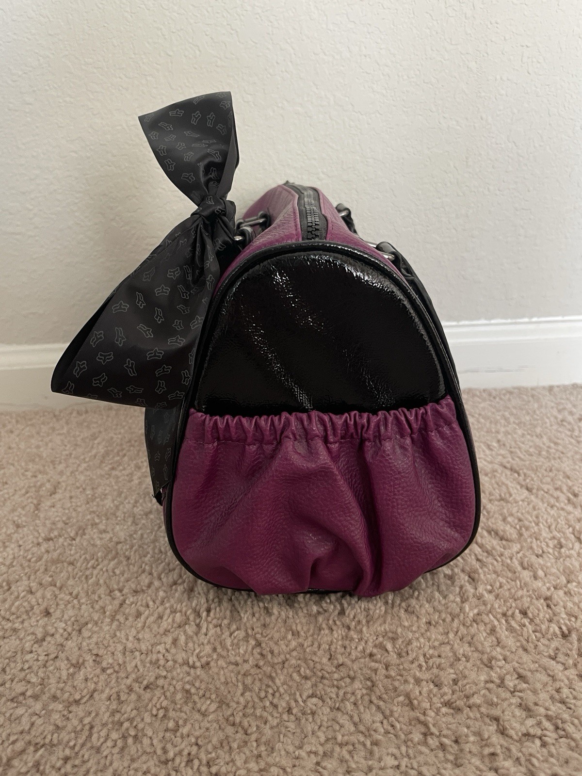 Fox Racing Y2K 90 Purple/Black Top Handle Purse, Lined, Pockets, Charm, Bow