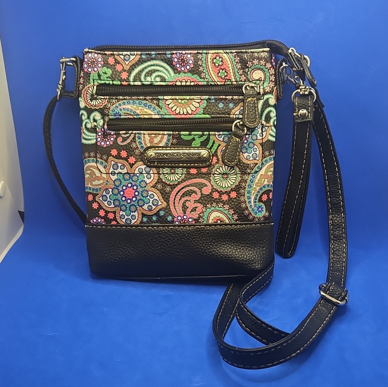 Stone Mountain Paisley Crossbody Multicolor/Black Zip Pockets Strap