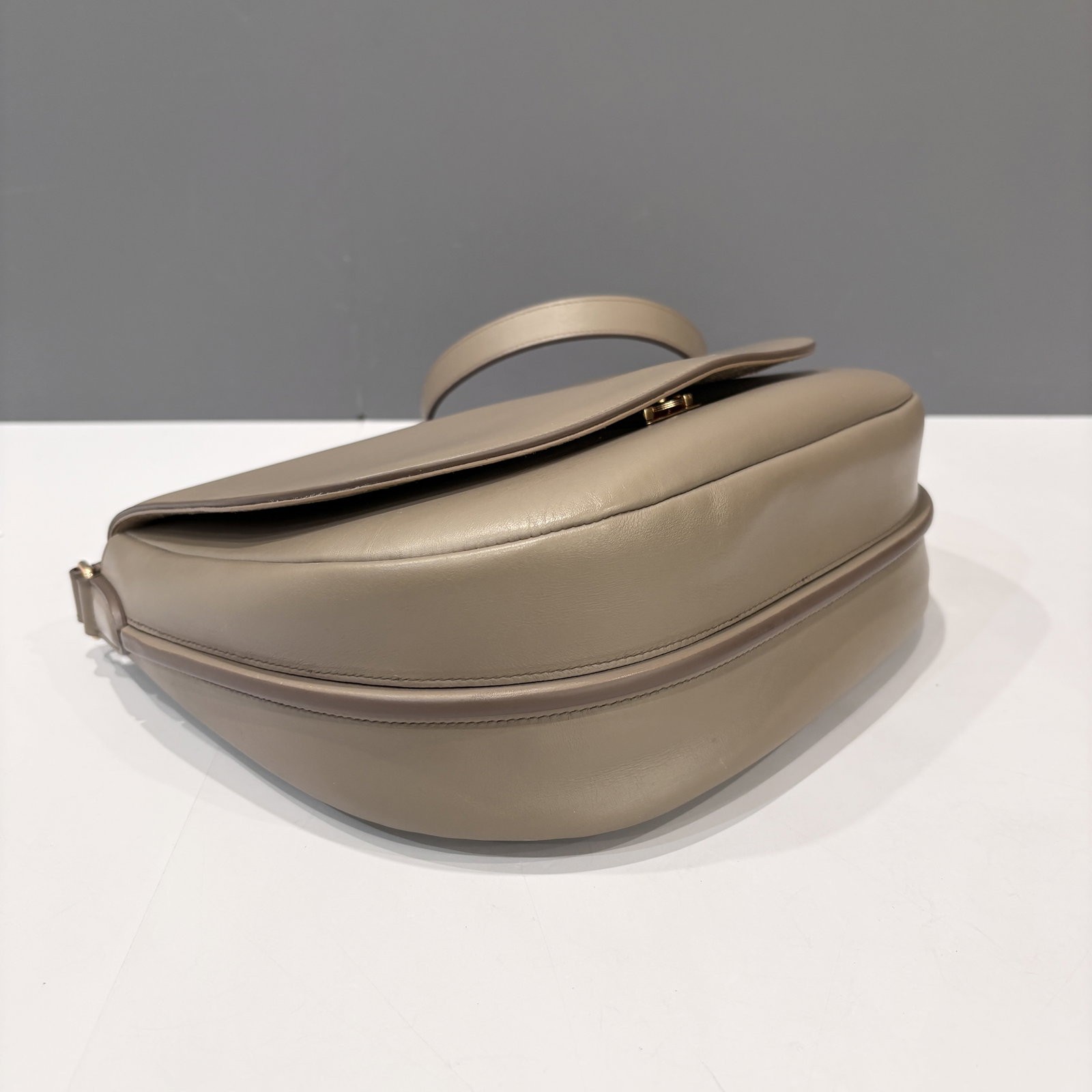 Celine Saddle Bag Grey Smooth Calfskin (ws012626e6)