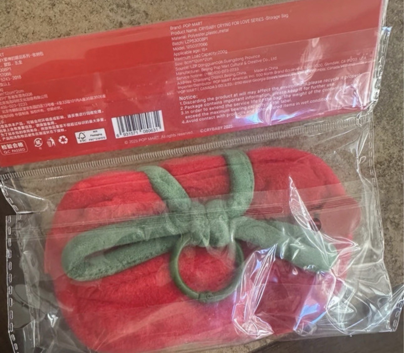 POP MART CRYBABY Crying For Love Plush Zipper Wristlet Pouch Red/Green