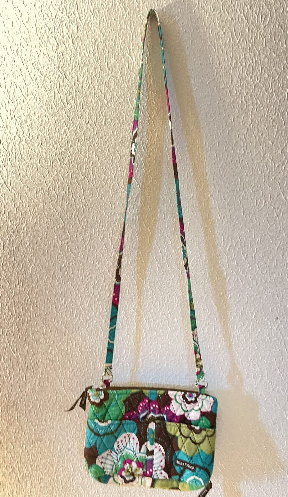 Bella Taylor Curved Bright Floral Quilted Shoulder Bag Purse Handbag Multicolor